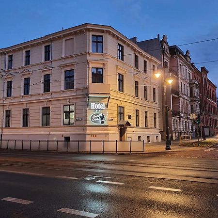 Hotelik W Centrum Торунь Екстер'єр фото