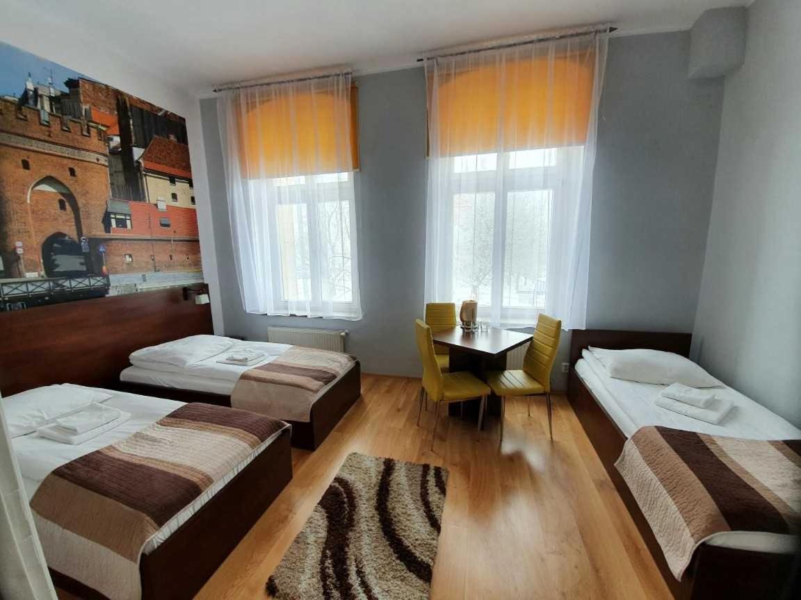 Hotelik W Centrum Торунь Екстер'єр фото