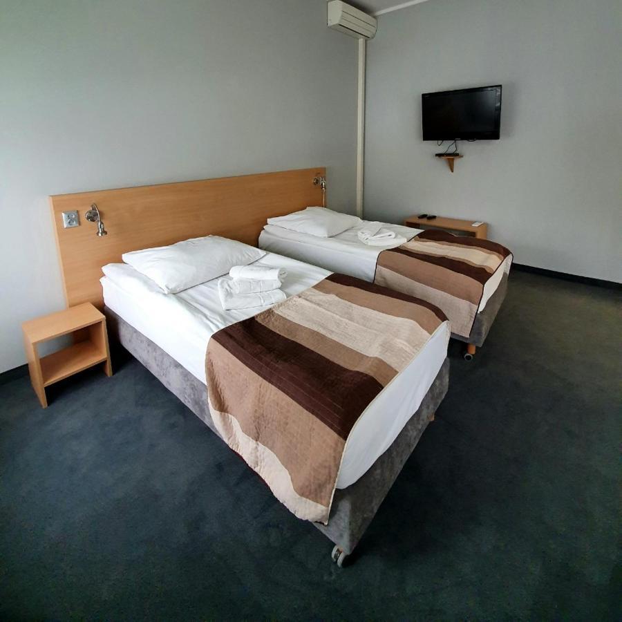 Hotelik W Centrum Торунь Екстер'єр фото