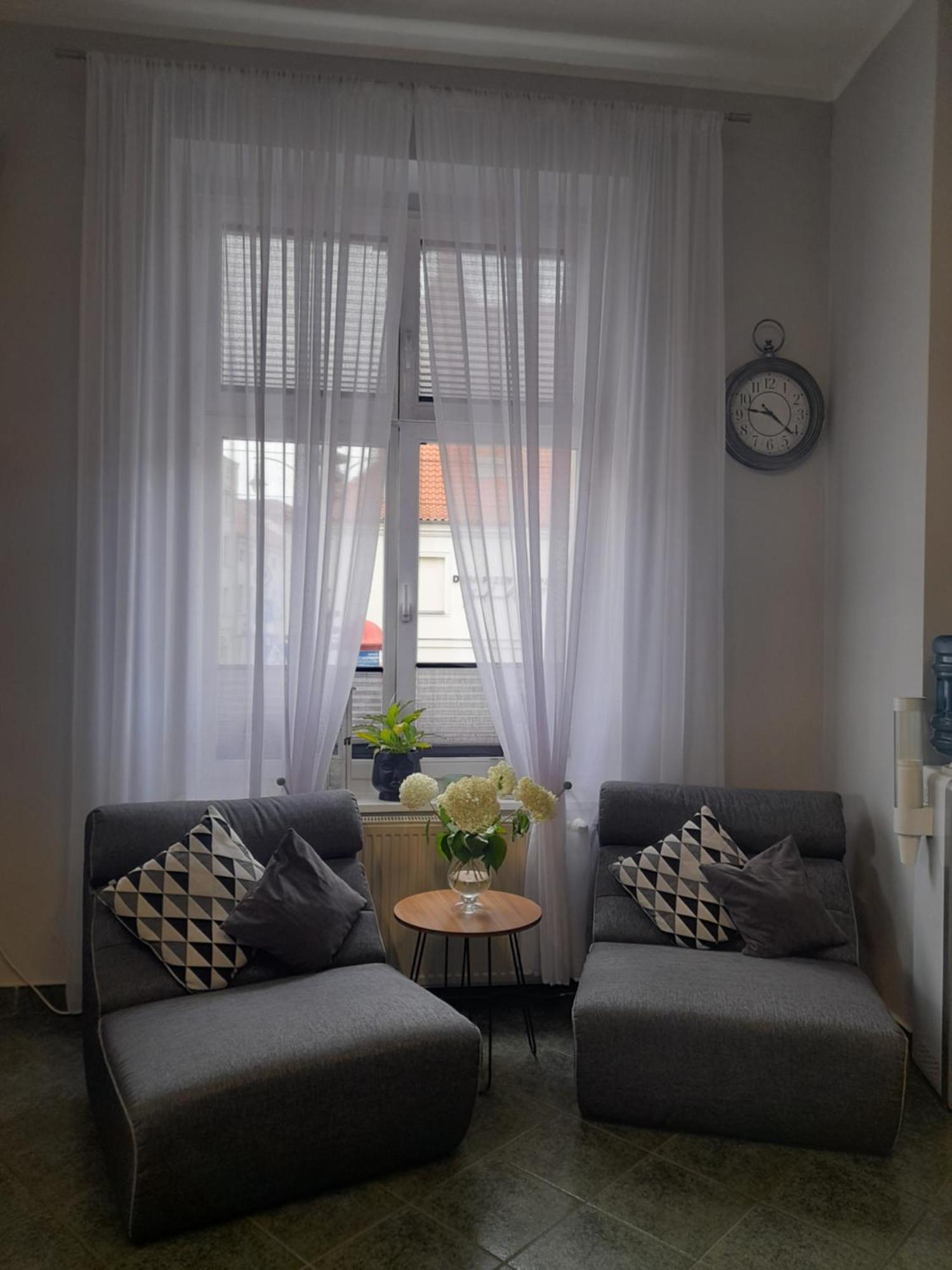 Hotelik W Centrum Торунь Екстер'єр фото